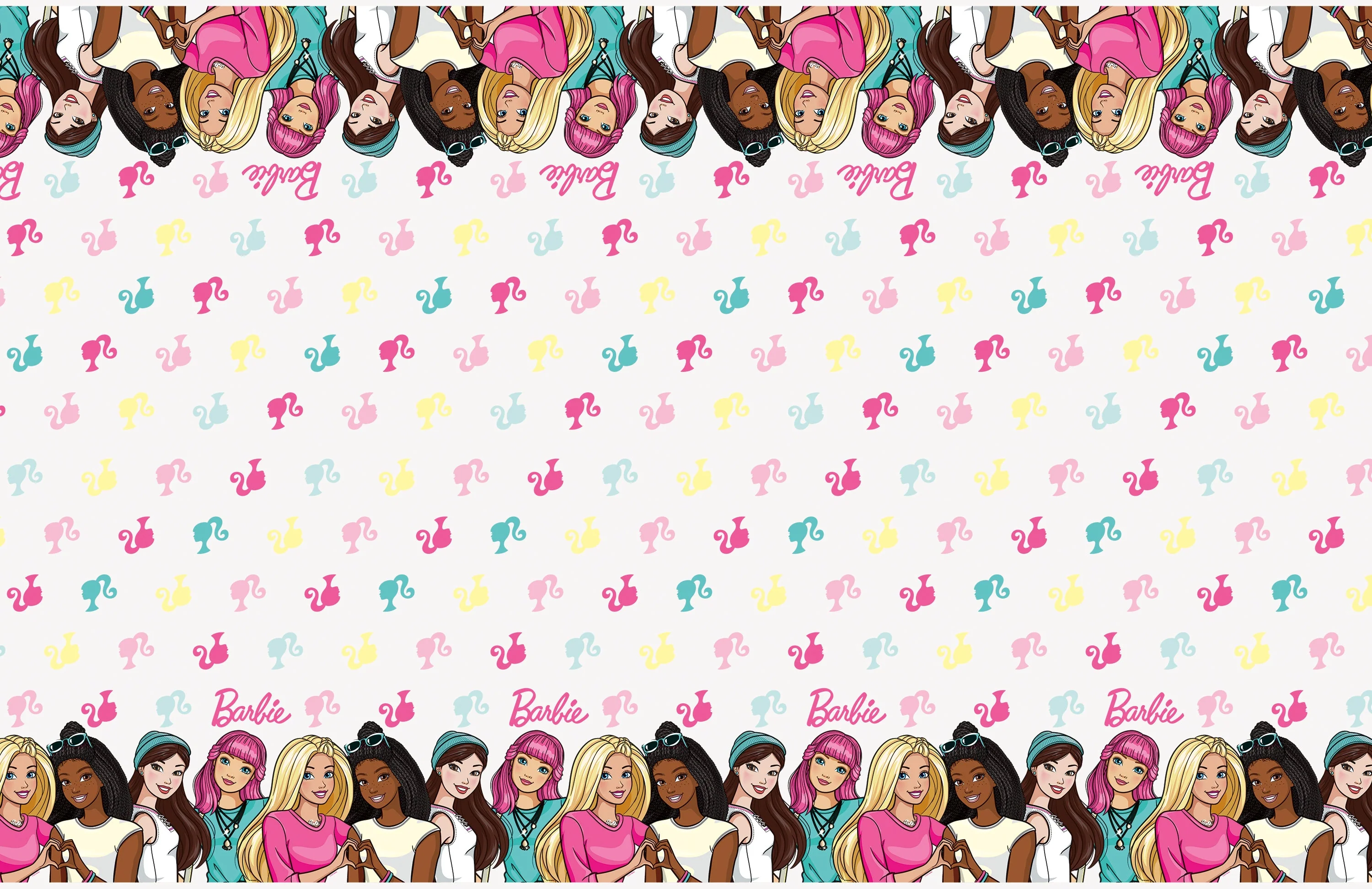 Barbie Dreamland Tablecover: Transform Your Party into a Glamorous Dream!