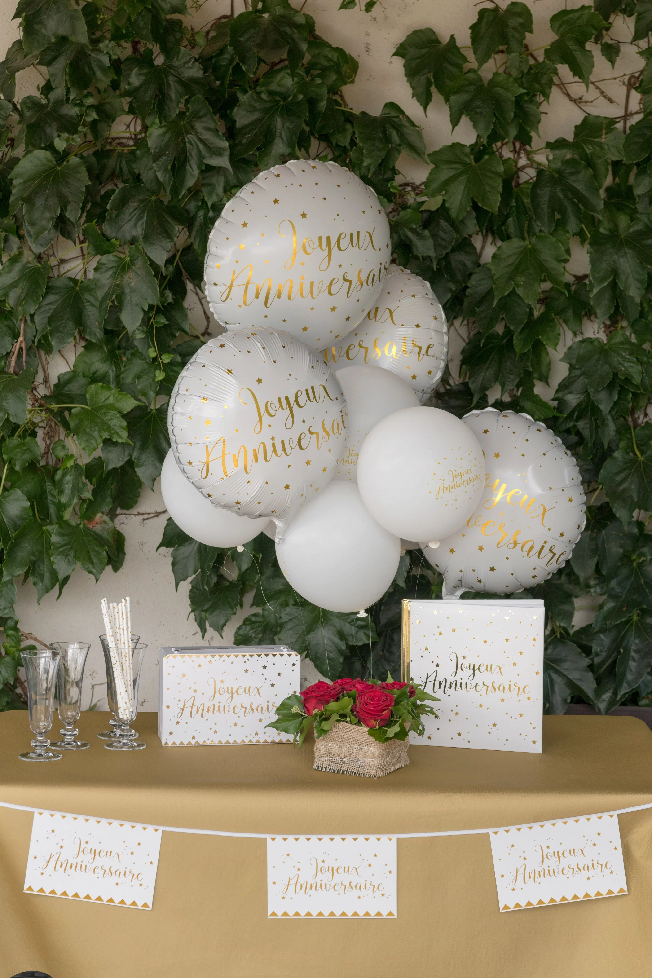 Elegant Birthday Piggy Bank - Stylish & Trend-Setting Party Keepsake